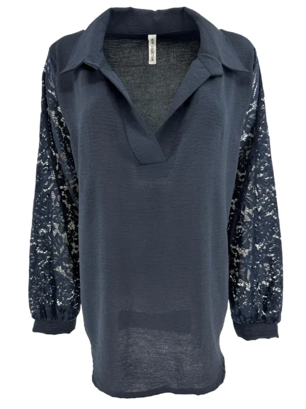 Blouse met lange KANTEN mouw en v-hals kraag donker blauw