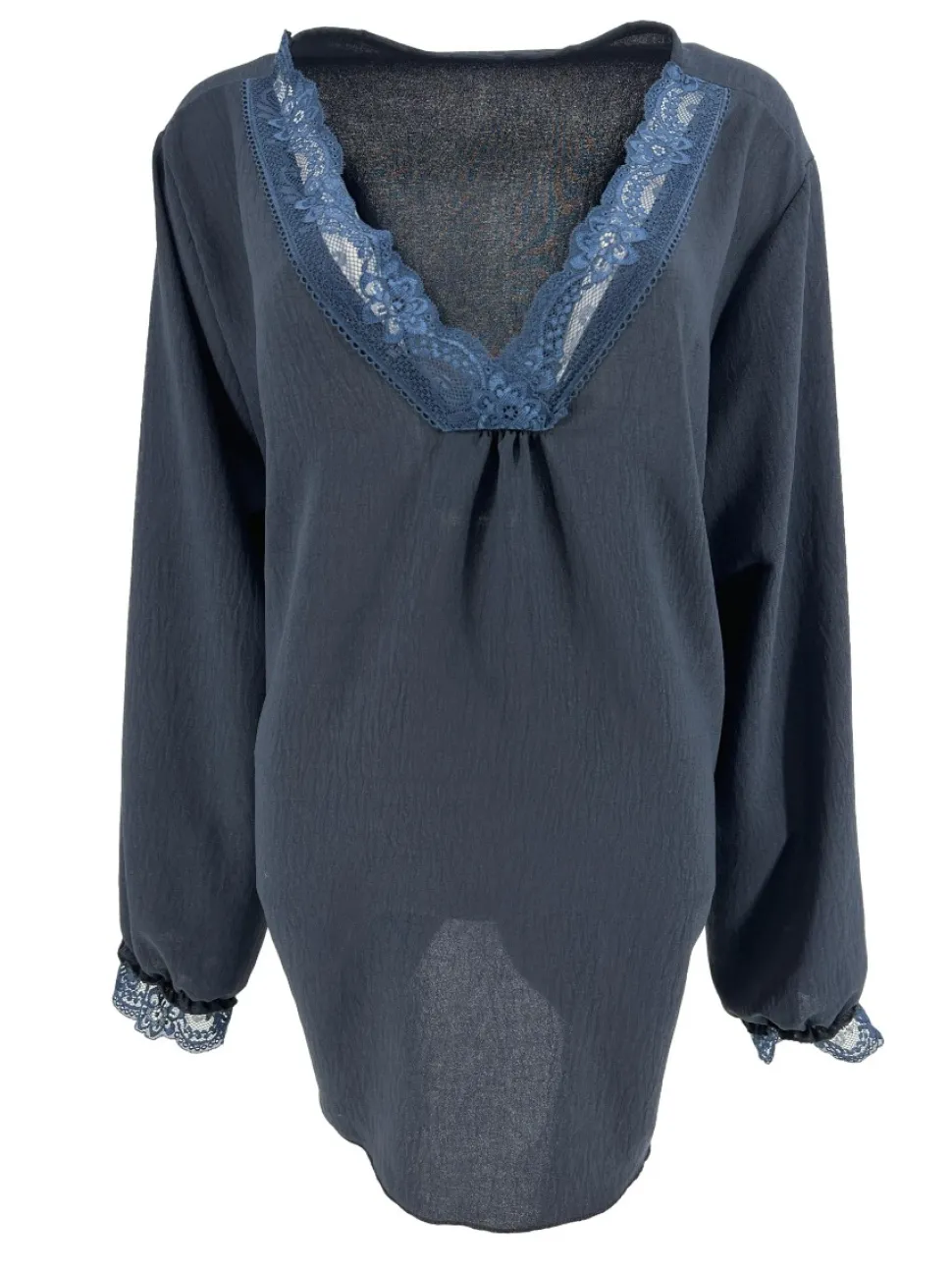 blouse_met_lange_mouw_en__0-6.webp Blouse met lange mouw en kanten v-hals Bea donker blauw