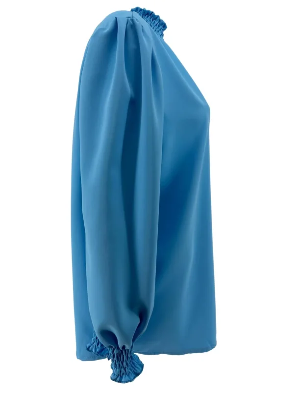 Blouse met opstaande boord & smock Barbara licht blauw