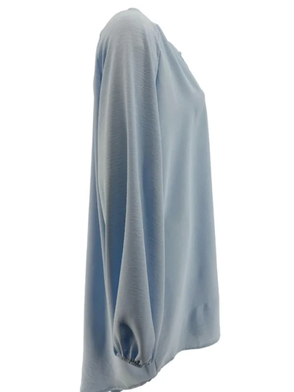 Blouse met opstaande kraag en 2 knoopjes Siske licht blauw