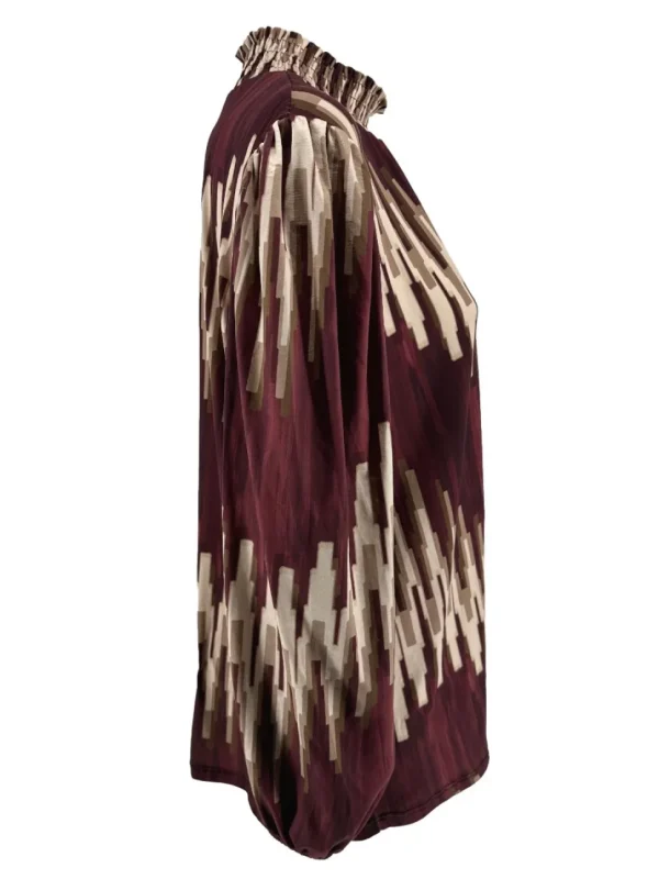 Blouse met opstaande smock hals towers bordeaux.(SHV)