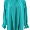 Blouse met ronde hals en knopen in de hals Nikki turquoise