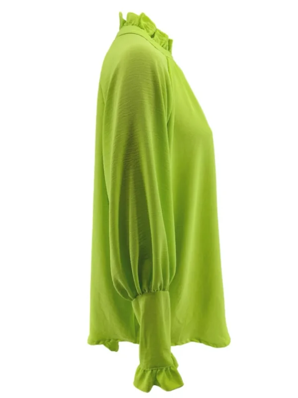 Blouse met ruffle en knoopje in de hals Nicole lime groen