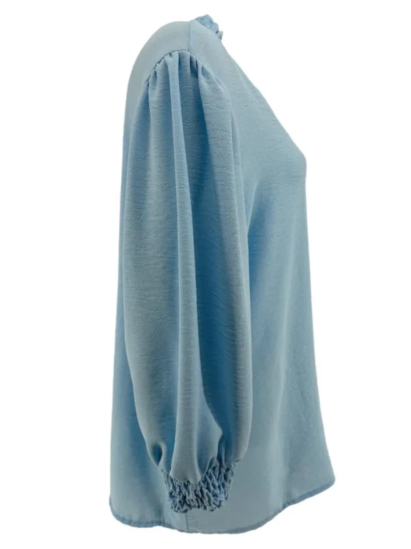 Blouse met ruffle en smock aan de mouw Emy licht blauw