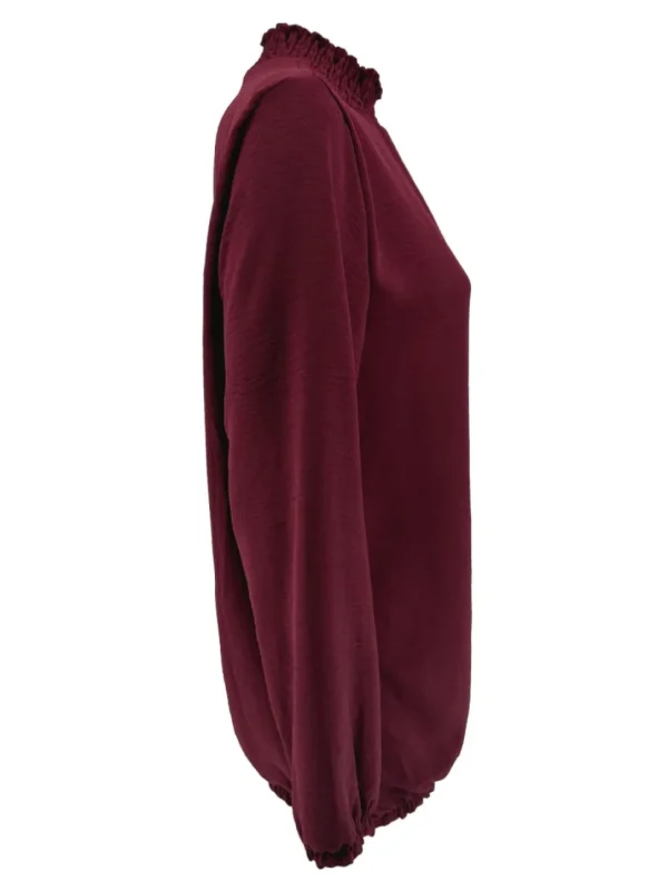 Blouse met smock hals en elastiek aan de onderzijde wijnrood
