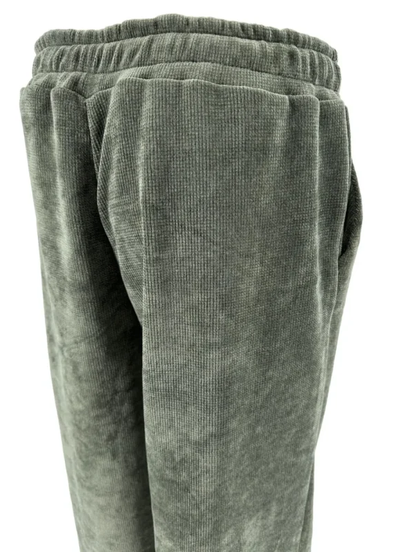 Broek van VELVET met naad en Loveforever koordje army. SALE