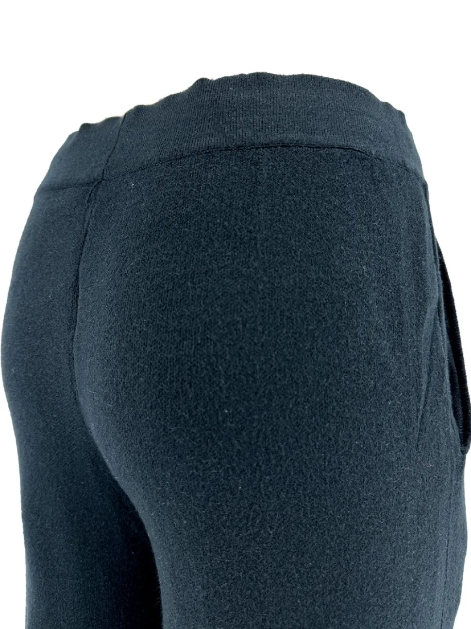 comfy_broek_met_rechte_br_1.webp Comfy broek met rechte broekspijp zwart (J091A)