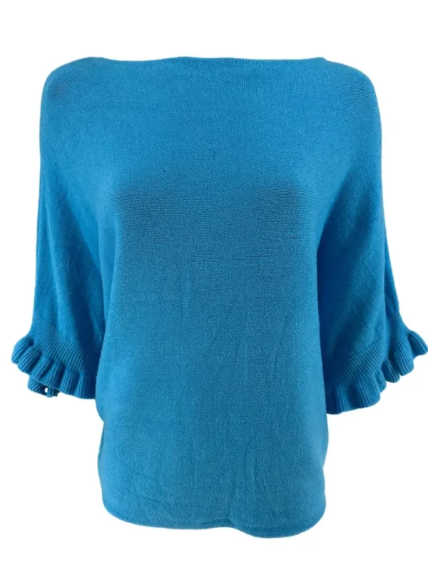 Fijngebreide trui met vleermuis mouw en ruffle Elisa sky blauw