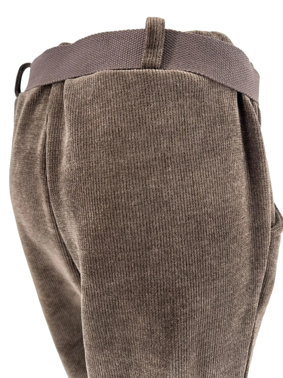 rib_velvet_broek_met_riem_1.webp Rib velvet broek met riem bruin