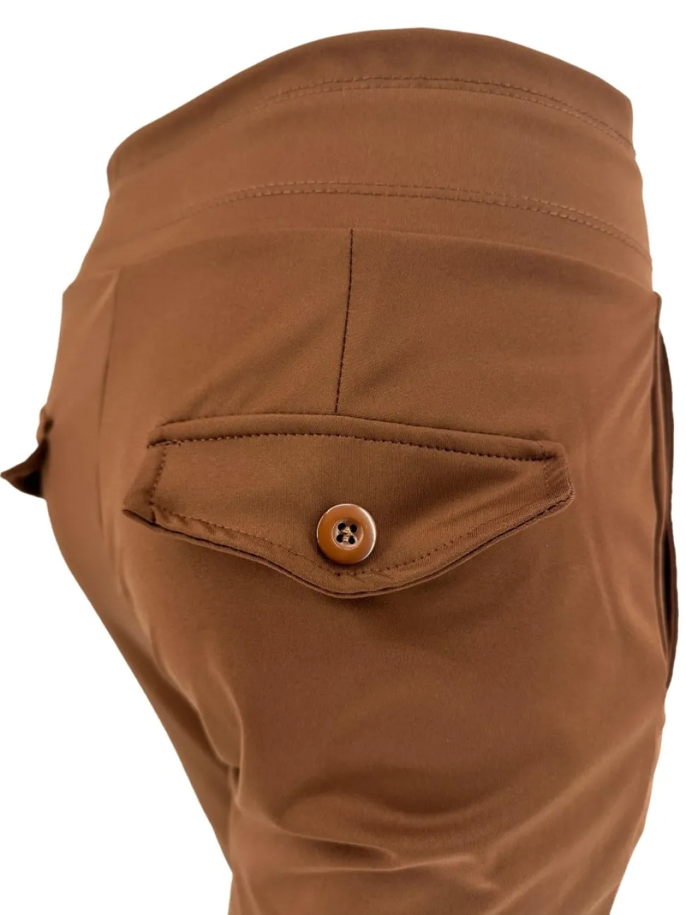 travelstof_broek_met_aans_1-1.webp Travelstof broek met aansluitende broekspijp Bibi coffee (BFT)