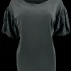 T-shirt met broderie mouw suus zwart